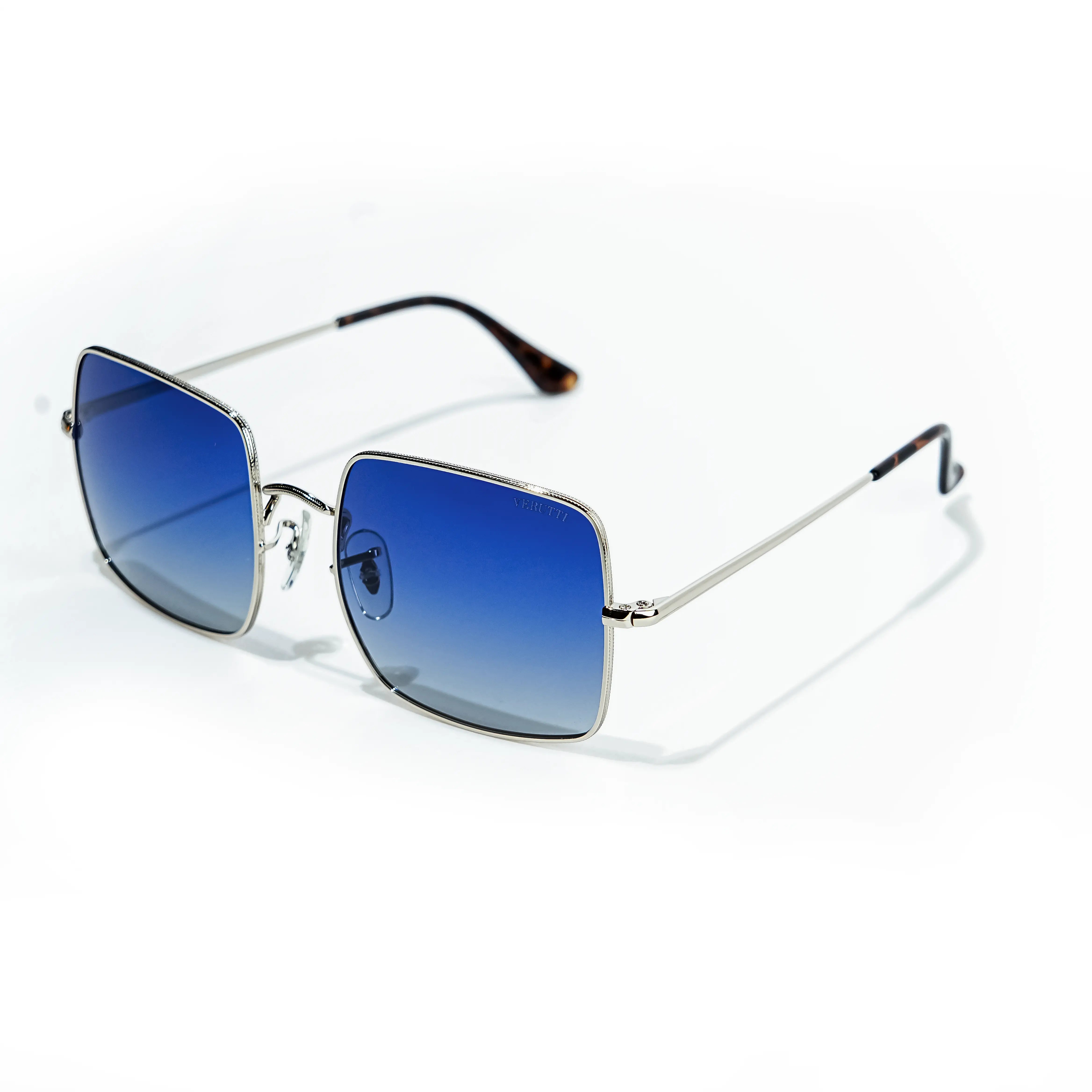نظارات شمسية فاخرة للنساء من Verutti AK17108-C04
