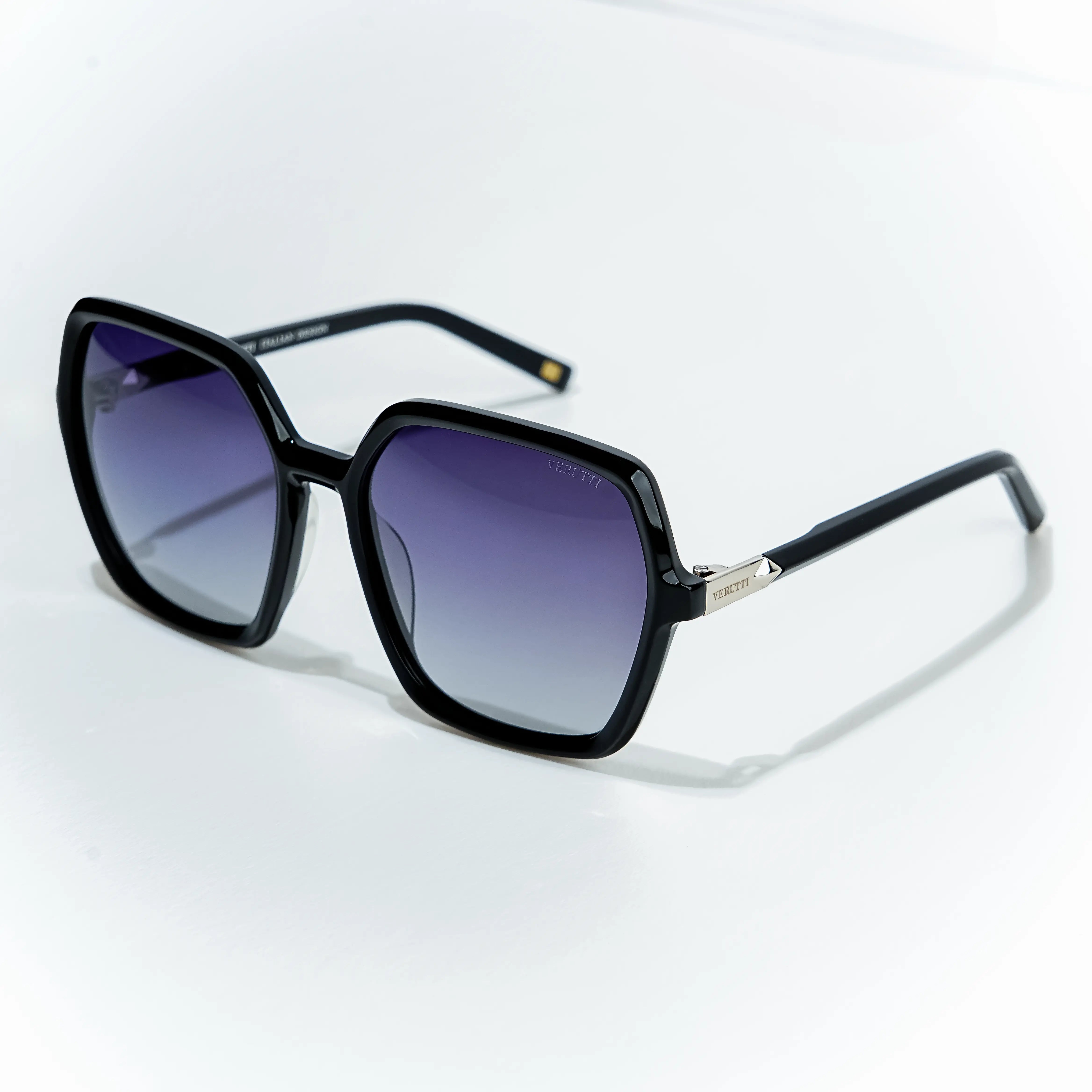 نظارات شمسية فاخرة للنساء من Verutti AT8505-C1